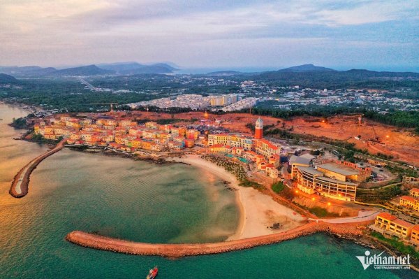 Việt Nam nặng kéo dài truy cập